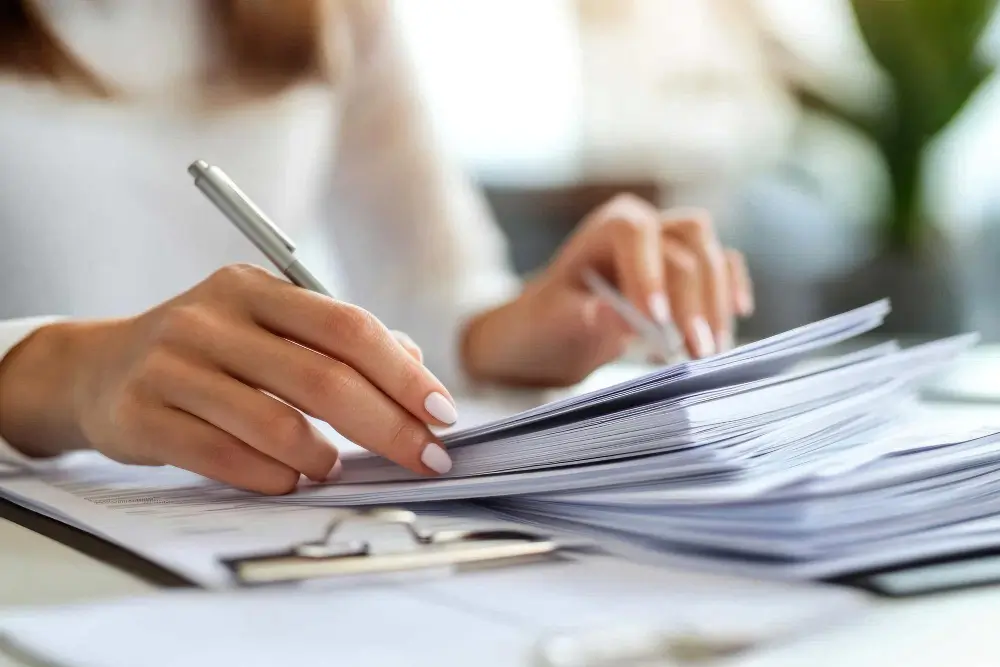 Plain-language rewriting and quality control at Ecrivus International
