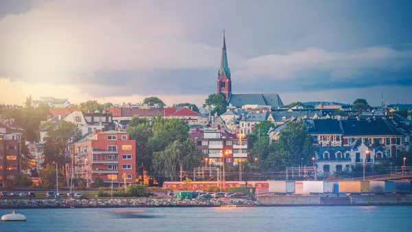 Norwegian translator — Ecrivus